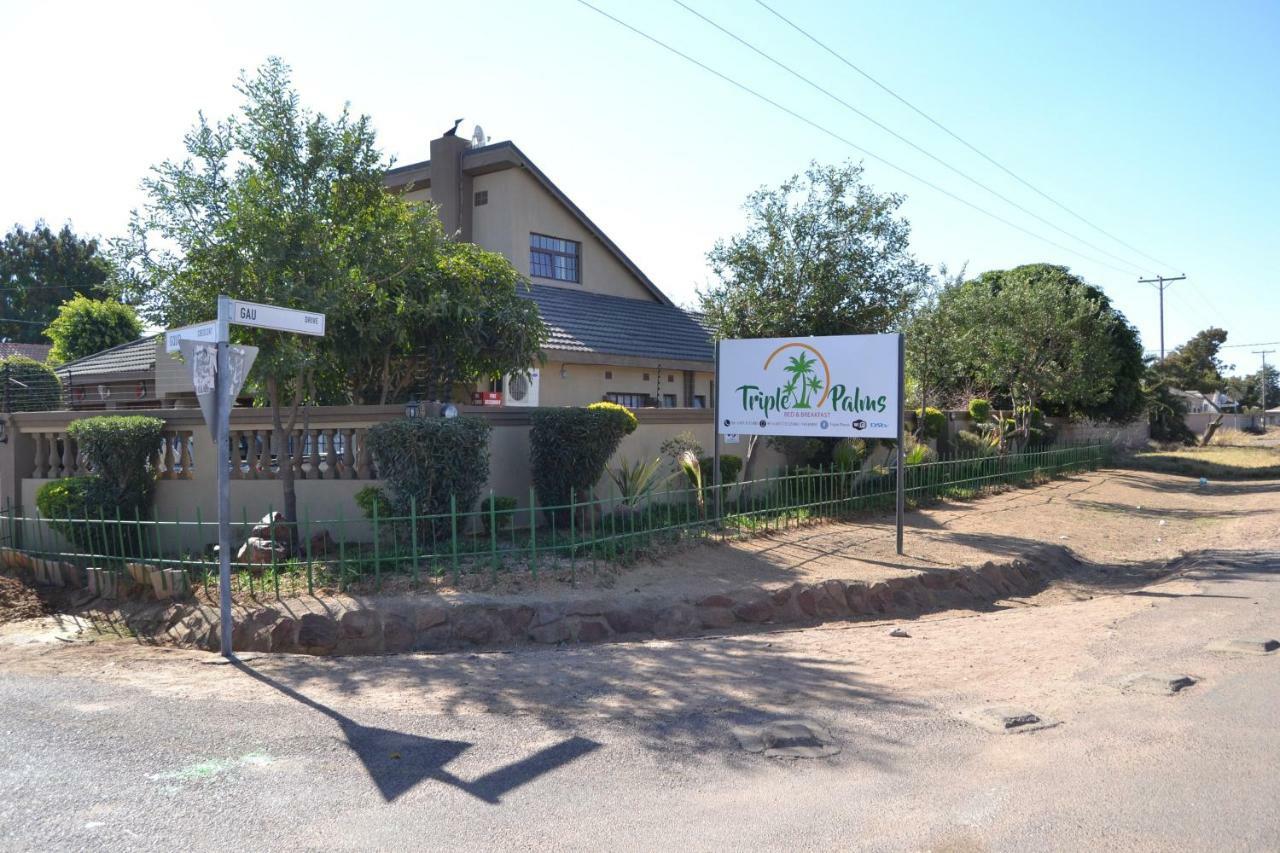 Triple Palms Bed And Breakfast 가보로네 외부 사진